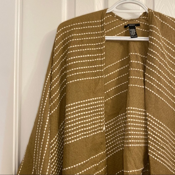 NWOT Forever 21 - Blanket Scarf/ Shawl - Picture 6 of 9